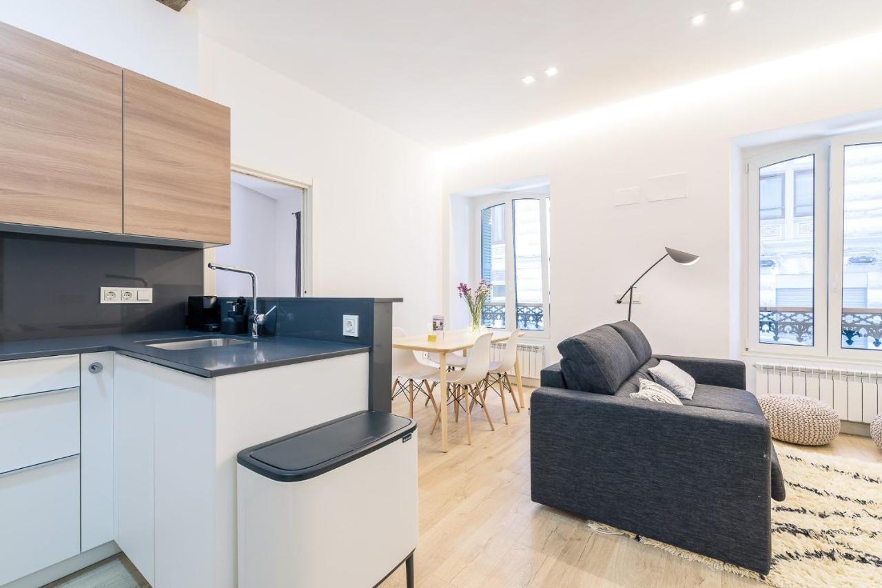 Paris La Concha - Ib Apartments Сан Себастиан Екстериор снимка
