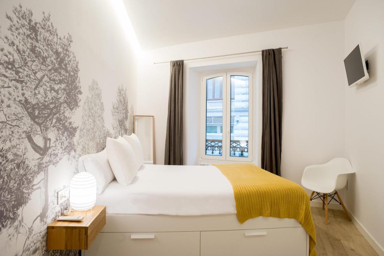 Paris La Concha - Ib Apartments Сан Себастиан Екстериор снимка